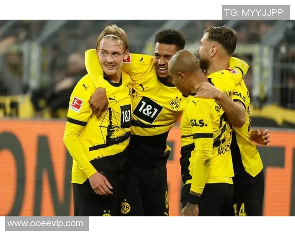 左脚奇才的足球传奇：那些以左脚为武器的明星球员们